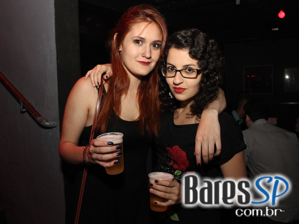 Projeto Fuck Rehab com DJs convidados agitaram a pista do Beco 203 Projeto Fuck Rehab com DJs convidados agitaram a pista do Beco 203