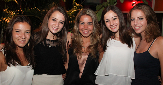 Vila Moema apresentou ambiente descontraído com DJs residentes