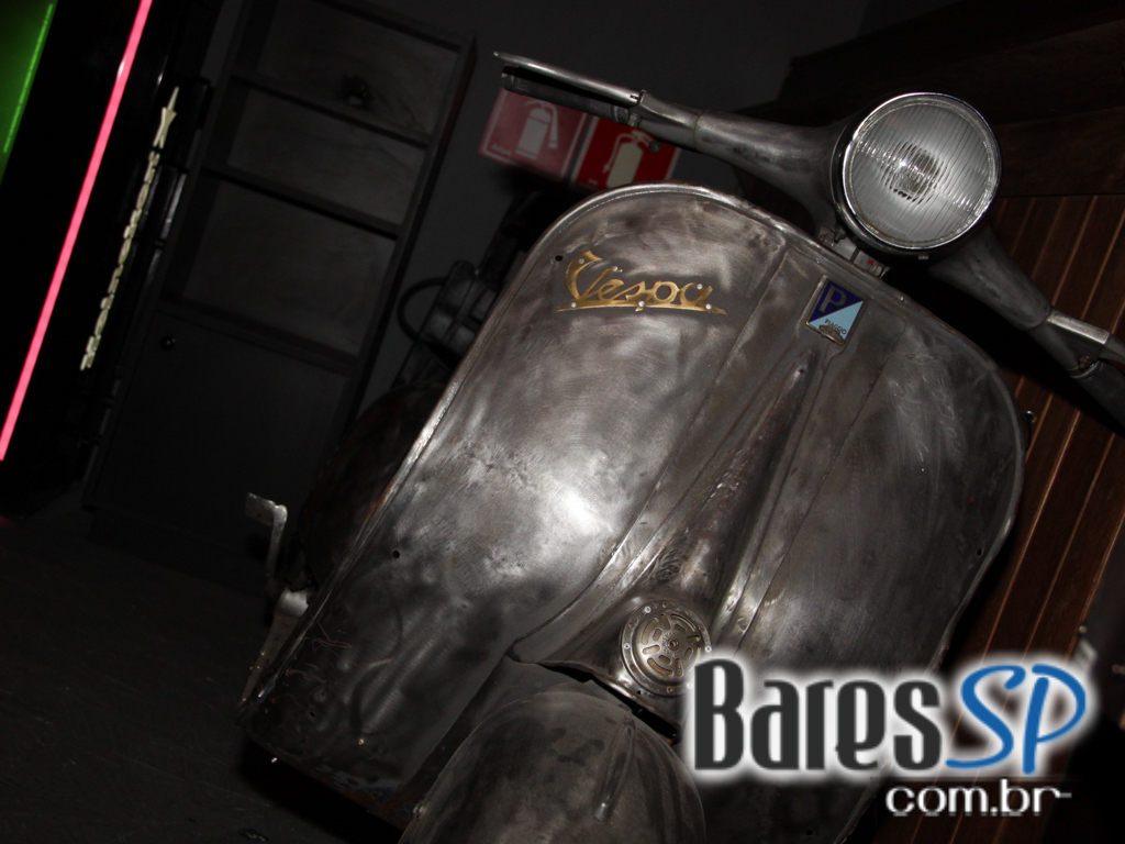 Banda Insônica embalou a noite de sexta-feira do St. George's Pub Banda Insônica embalou a noite de sexta-feira do St. George's Pub