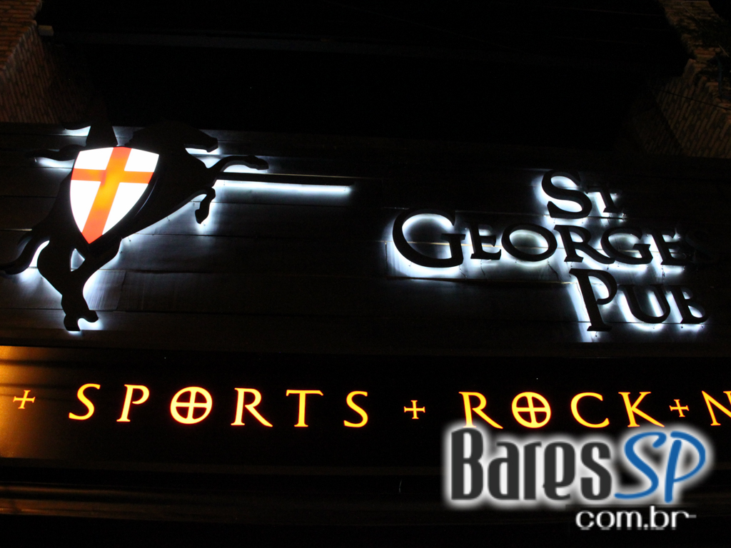 Banda Insônica embalou a noite de sexta-feira do St. George's Pub Banda Insônica embalou a noite de sexta-feira do St. George's Pub