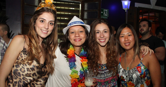 Vila Moema apresentou ambiente descontraído com DJs residentes