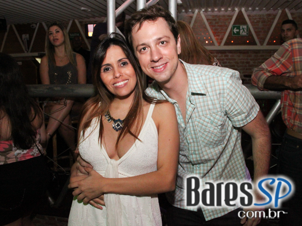 A Lanterna embalou a noite de sexta-feira ao som de sertanejo e pagode A Lanterna embalou a noite de sexta-feira ao som de sertanejo e pagode