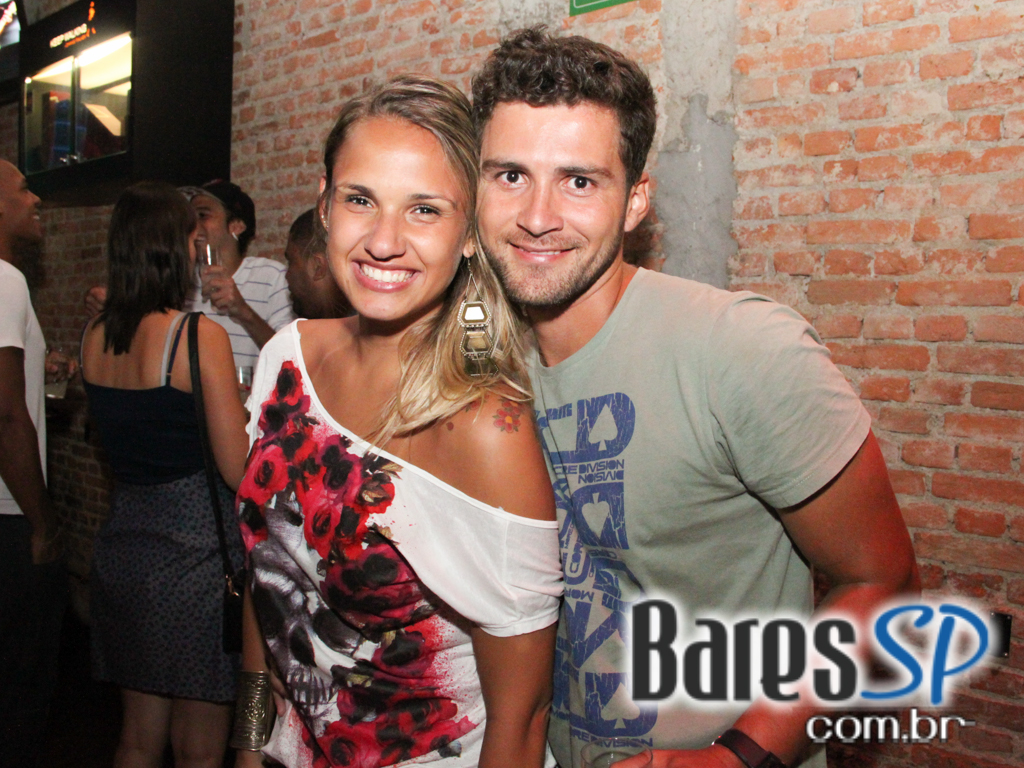 A Lanterna embalou a noite de sexta-feira ao som de sertanejo e pagode A Lanterna embalou a noite de sexta-feira ao som de sertanejo e pagode