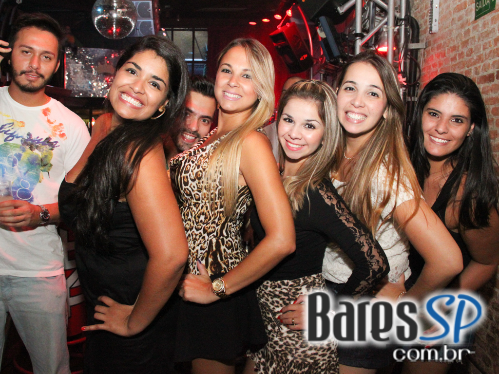 A Lanterna embalou a noite de sexta-feira ao som de sertanejo e pagode A Lanterna embalou a noite de sexta-feira ao som de sertanejo e pagode