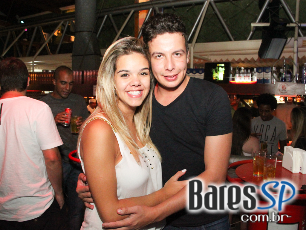 A Lanterna embalou a noite de sexta-feira ao som de sertanejo e pagode A Lanterna embalou a noite de sexta-feira ao som de sertanejo e pagode