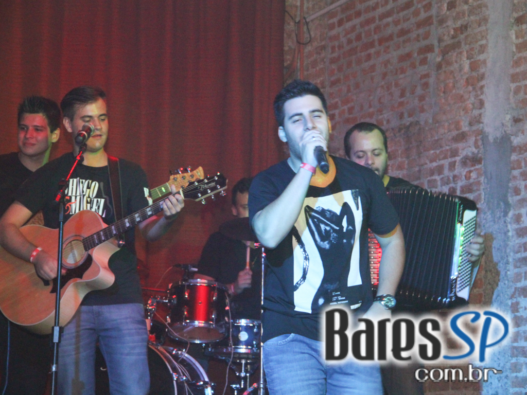 A Lanterna embalou a noite de sexta-feira ao som de sertanejo e pagode A Lanterna embalou a noite de sexta-feira ao som de sertanejo e pagode