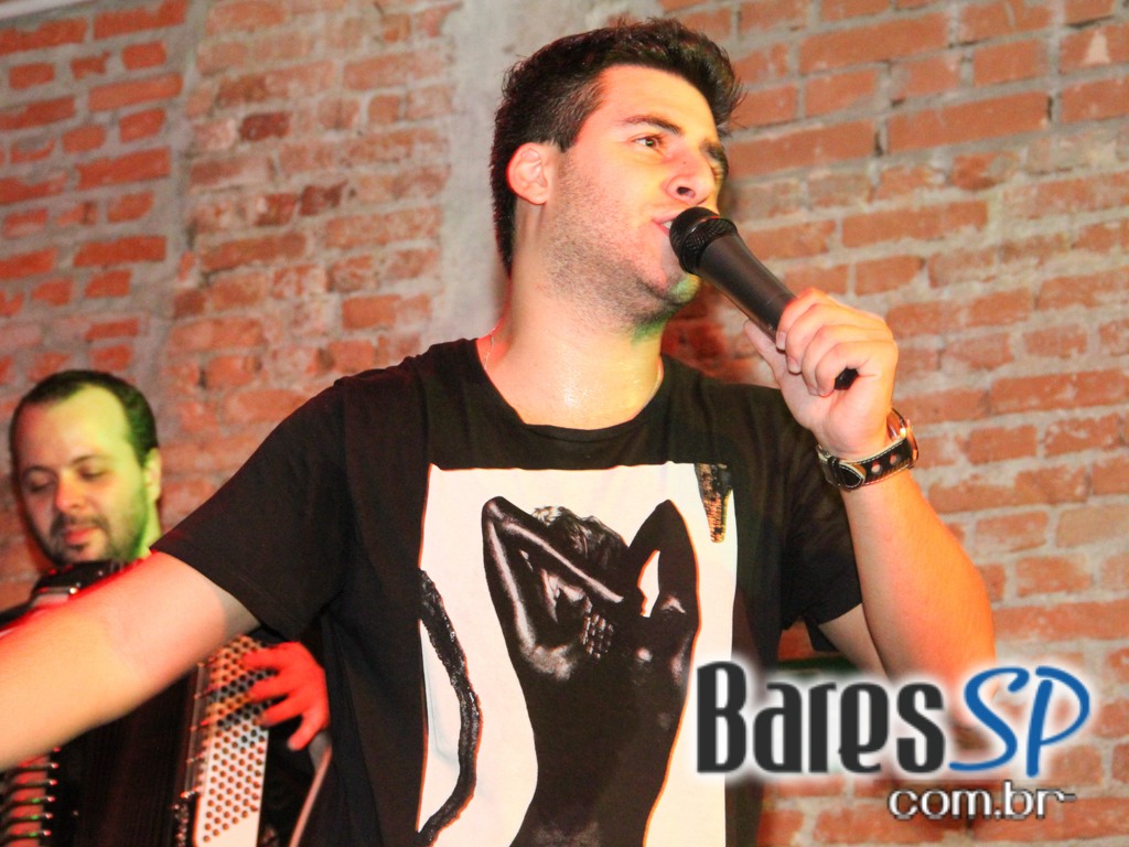 A Lanterna embalou a noite de sexta-feira ao som de sertanejo e pagode A Lanterna embalou a noite de sexta-feira ao som de sertanejo e pagode