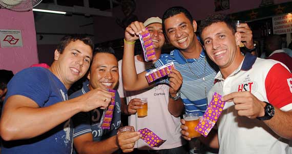 Bar Mangueira ofereceu sábado de feijoada ao som do Grupo Redenção e Samba Puro