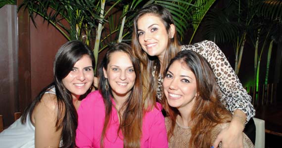 Vila Moema apresentou ambiente descontraído com DJs residentes