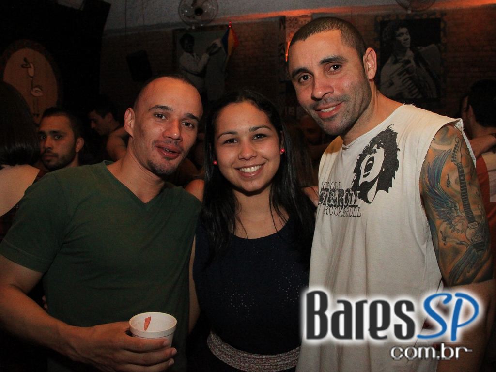 Canto da Ema recebeu os agitos do grupo Ó do Forró neste domingo Canto da Ema recebeu os agitos do grupo Ó do Forró neste domingo