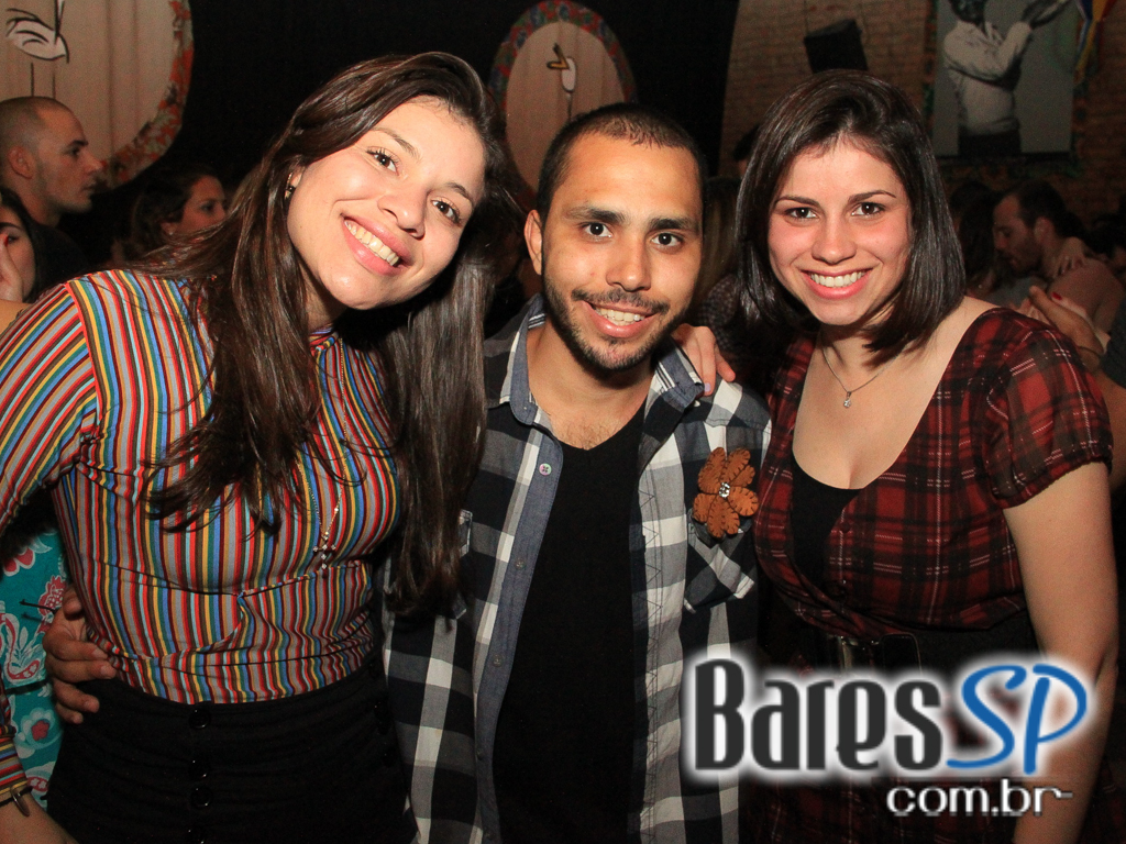 Canto da Ema recebeu os agitos do grupo Ó do Forró neste domingo Canto da Ema recebeu os agitos do grupo Ó do Forró neste domingo