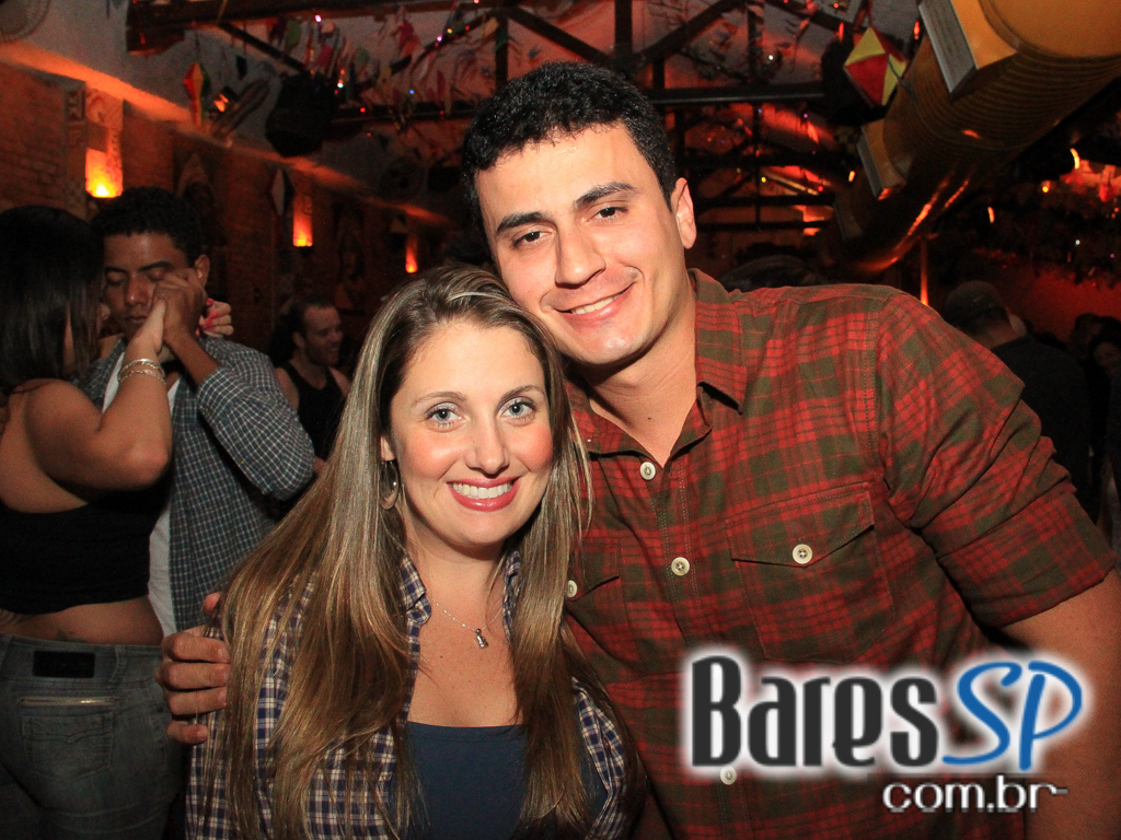 Canto da Ema recebeu os agitos do grupo Ó do Forró neste domingo Canto da Ema recebeu os agitos do grupo Ó do Forró neste domingo