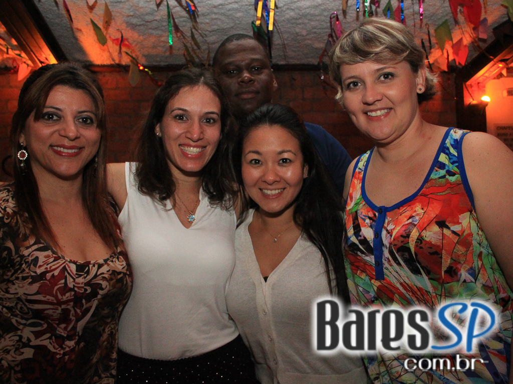 Canto da Ema recebeu os agitos do grupo Ó do Forró neste domingo Canto da Ema recebeu os agitos do grupo Ó do Forró neste domingo