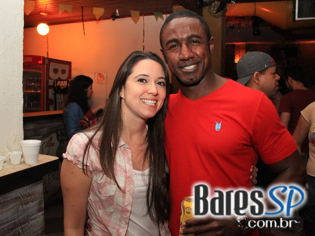 Canto da Ema recebeu os agitos do grupo Ó do Forró neste domingo Canto da Ema recebeu os agitos do grupo Ó do Forró neste domingo