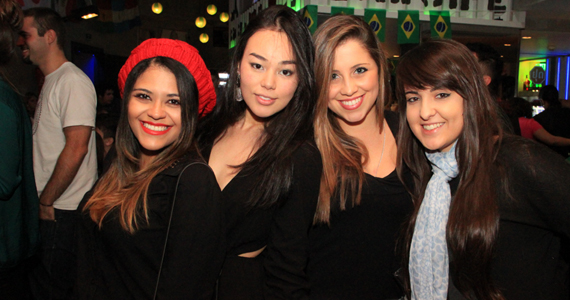 Projeto Friends Play Party na sexta-feira no Public Bar e After Bar