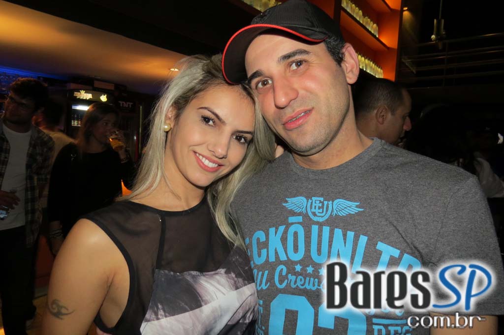 Noite Sertaneja no comando de convidados no Maevva Bar Noite Sertaneja no comando de convidados no Maevva Bar