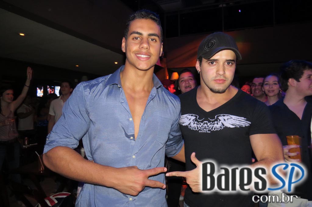 Noite Sertaneja no comando de convidados no Maevva Bar Noite Sertaneja no comando de convidados no Maevva Bar