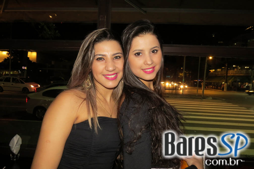 Noite Sertaneja no comando de convidados no Maevva Bar Noite Sertaneja no comando de convidados no Maevva Bar