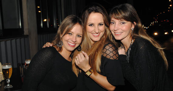 Banda Os Chapeleiros se apresentaram no Public Bar e After Bar