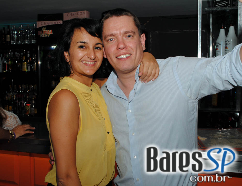 Acontece no Maevva a Sexta Hits com convidados especiais Acontece no Maevva a Sexta Hits com convidados especiais