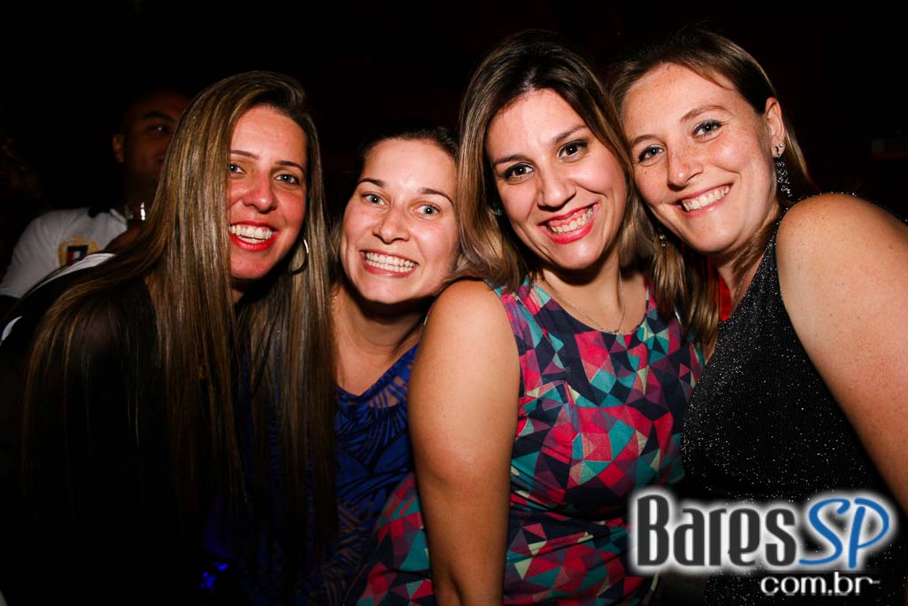 Aniversário de 21 anos da A Lanterna com show do grupo Melanina Carioca Aniversário de 21 anos da A Lanterna com show do grupo Melanina Carioca