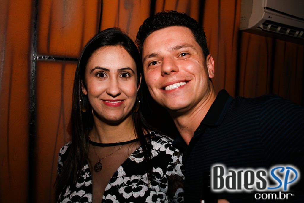 Aniversário de 21 anos da A Lanterna com show do grupo Melanina Carioca Aniversário de 21 anos da A Lanterna com show do grupo Melanina Carioca