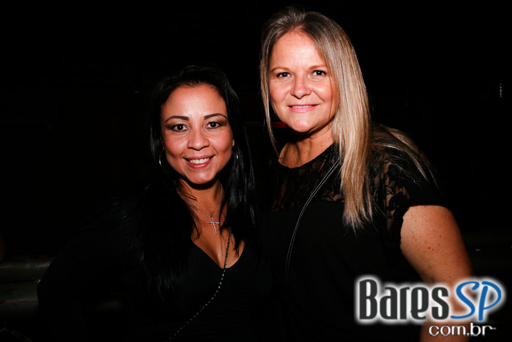 Aniversário de 21 anos da A Lanterna com show do grupo Melanina Carioca Aniversário de 21 anos da A Lanterna com show do grupo Melanina Carioca