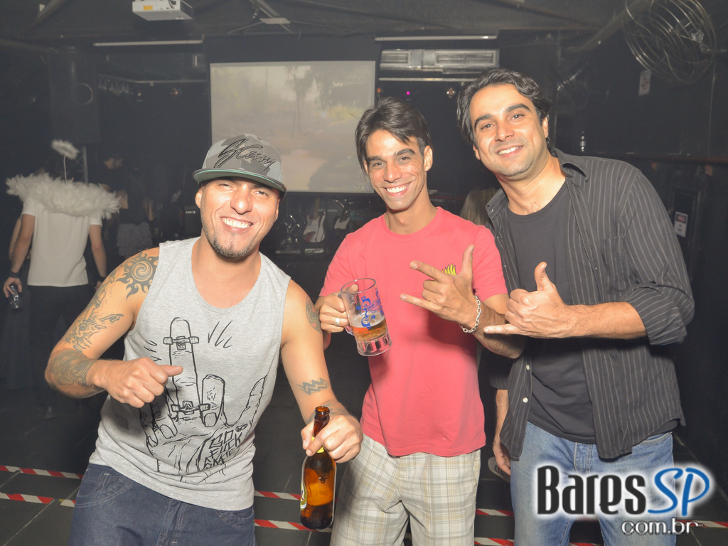 Edu Marron Band se apresentou no Morrison Rock Bar da Vila Madalena Edu Marron Band se apresentou no Morrison Rock Bar da Vila Madalena