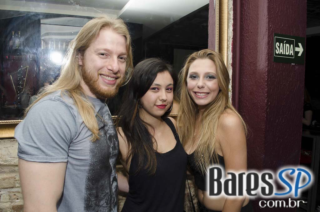 Dio Tribute e Megadeth Tribute comandaram a noite de sábado no Manifesto Rock Bar Dio Tribute e Megadeth Tribute comandaram a noite de sábado no Manifesto Rock Bar