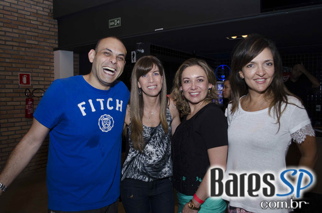 Grupo Revelação se apresentou nesta sexta-feira no palco do Lapa 40 Graus Grupo Revelação se apresentou nesta sexta-feira no palco do Lapa 40 Graus