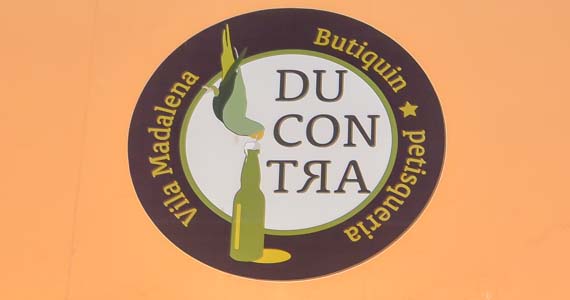Bar Ducontra ofereceu happy hour com cardápio variado na quinta-feira