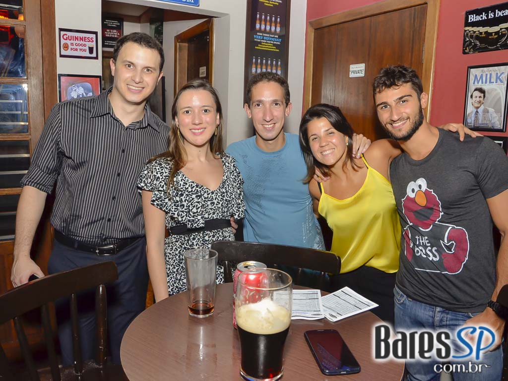 Partisans Pub ofereceu cervejas especiais, esportes na TV e cardápio variado Partisans Pub ofereceu cervejas especiais, esportes na TV e cardápio variado