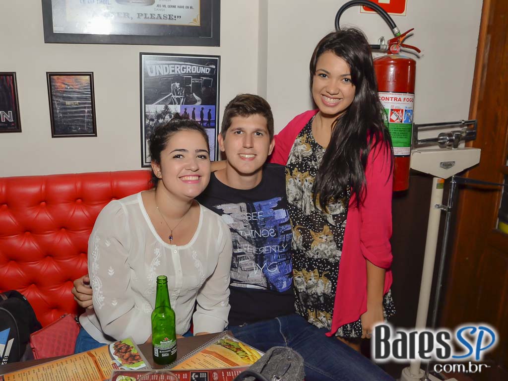 Partisans Pub ofereceu cervejas especiais, esportes na TV e cardápio variado Partisans Pub ofereceu cervejas especiais, esportes na TV e cardápio variado