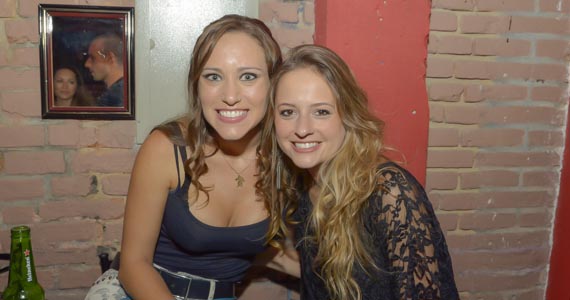 Banda B Jam's se apresentou quinta-feira no B Music Bar