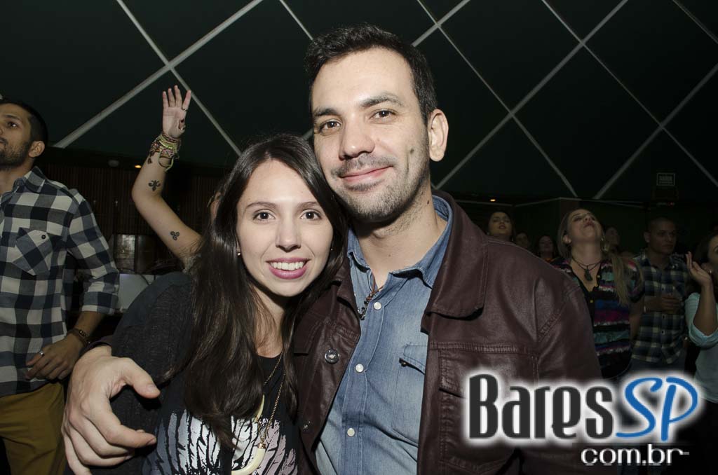Banda Suricato se apresentou no palco do Cine Joia sábado Banda Suricato se apresentou no palco do Cine Joia sábado