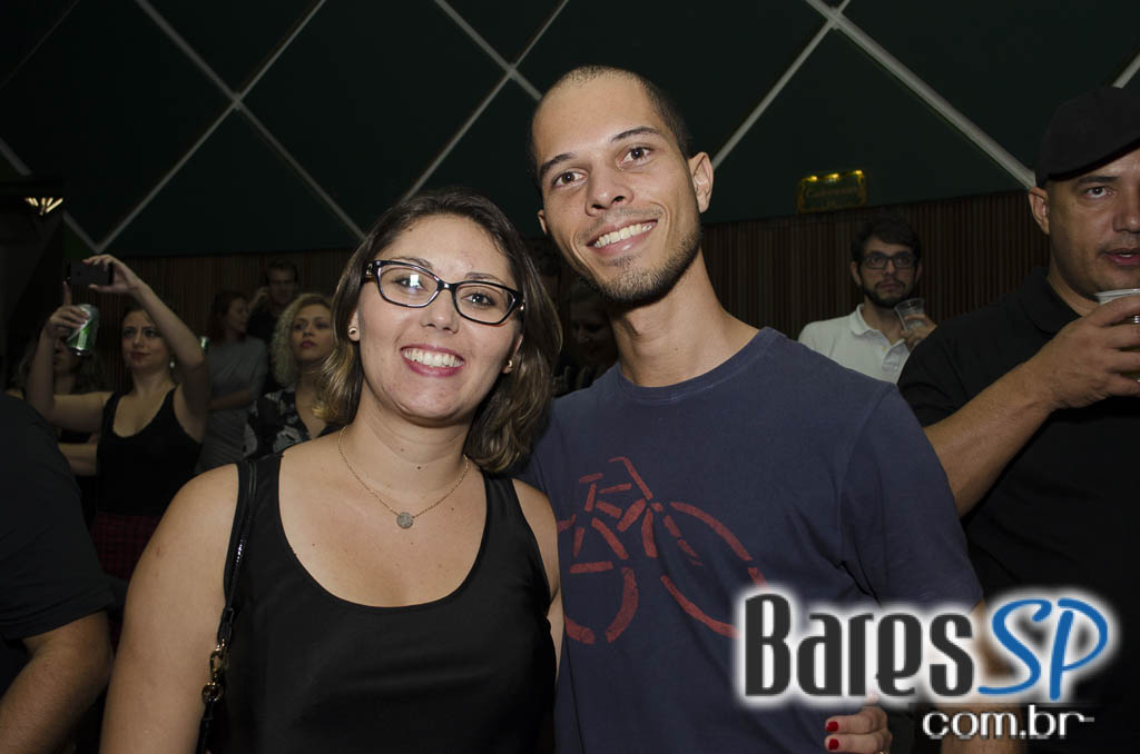 Banda Suricato se apresentou no palco do Cine Joia sábado Banda Suricato se apresentou no palco do Cine Joia sábado
