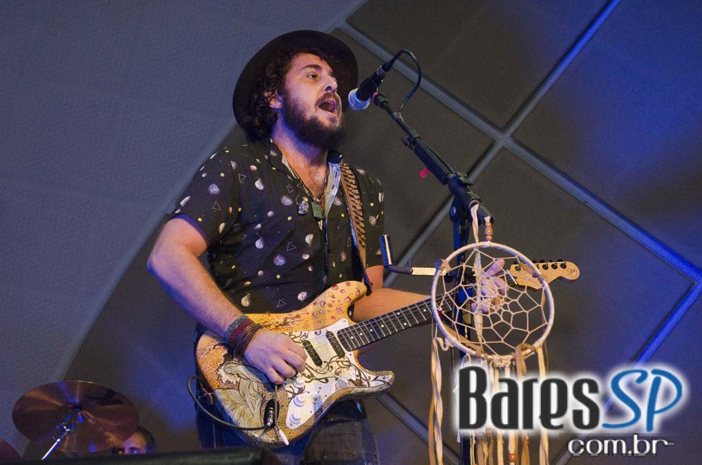 Banda Suricato se apresentou no palco do Cine Joia sábado Banda Suricato se apresentou no palco do Cine Joia sábado