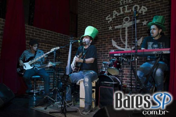 Festa Saint Patrick's animou a terça-feira com bandas convidadas no The Sailor Pub