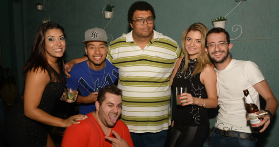 Club Sessions com DJ convidados nas pick-ups animando a noite do Sr. Balthazar