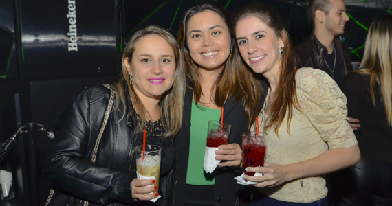 Bandas Piper e Fitz animaram a véspera de feriado com pop rock na She Rocks