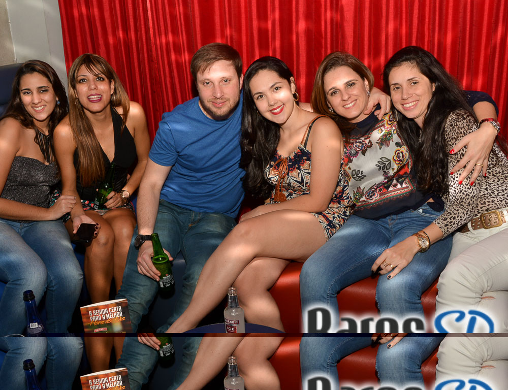 Bandas Now Here Man e Rock Fútil agitaram o palco do London Station Bandas Now Here Man e Rock Fútil agitaram o palco do London Station