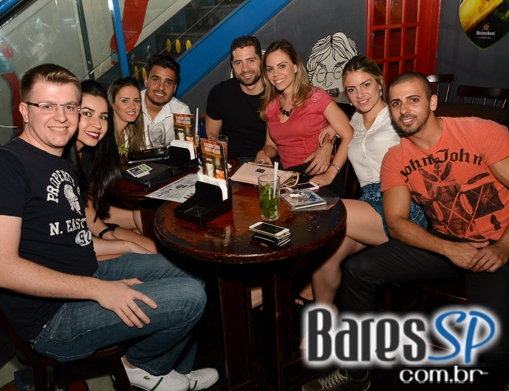 Bandas Now Here Man e Rock Fútil agitaram o palco do London Station Bandas Now Here Man e Rock Fútil agitaram o palco do London Station