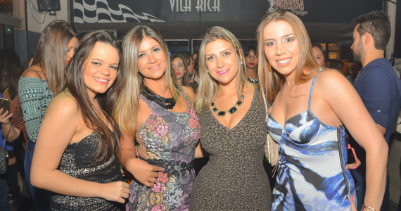 Boteco Vila Rica apresentou show do Grupo Magya e convidados