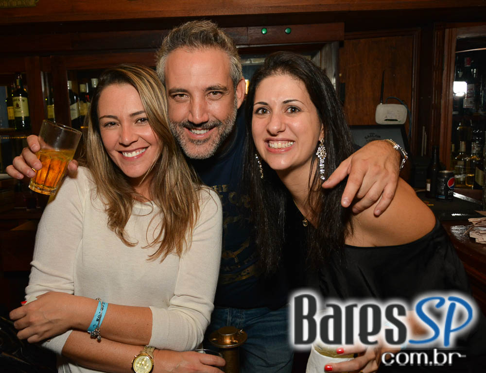 The Sailor comemorou o aniversário de 4 anos com show da Banda Cowbell e convidados The Sailor comemorou o aniversário de 4 anos com show da Banda Cowbell e convidados