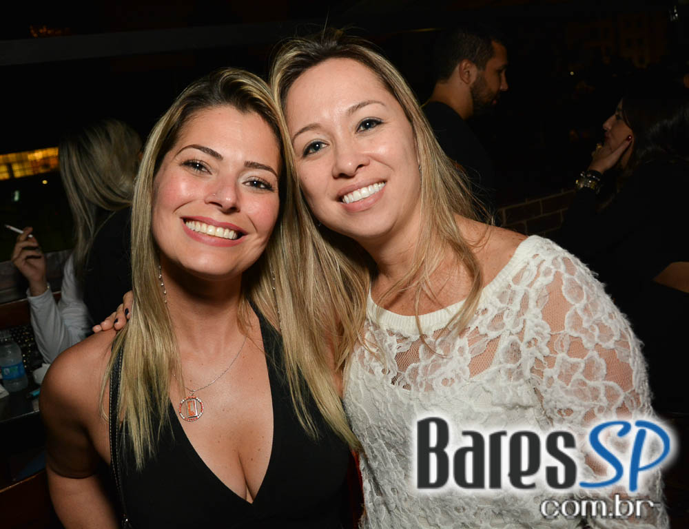 The Sailor comemorou o aniversário de 4 anos com show da Banda Cowbell e convidados The Sailor comemorou o aniversário de 4 anos com show da Banda Cowbell e convidados