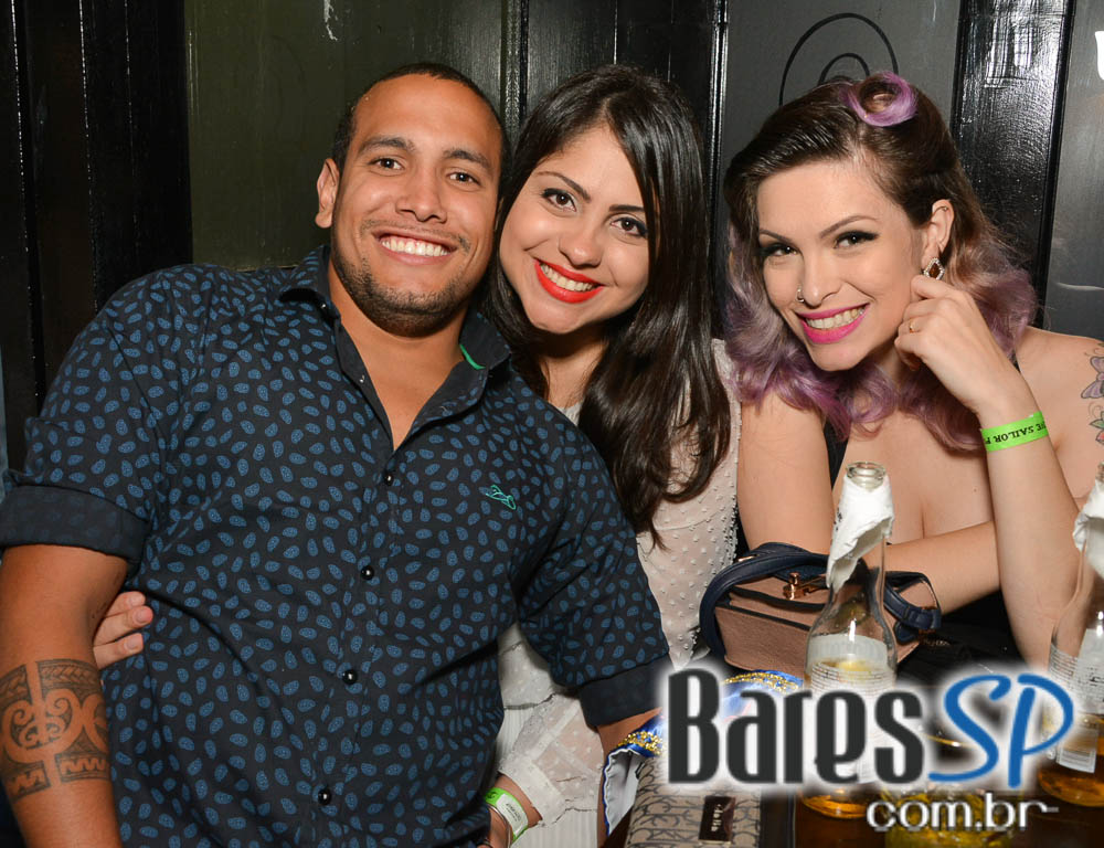 The Sailor comemorou o aniversário de 4 anos com show da Banda Cowbell e convidados The Sailor comemorou o aniversário de 4 anos com show da Banda Cowbell e convidados