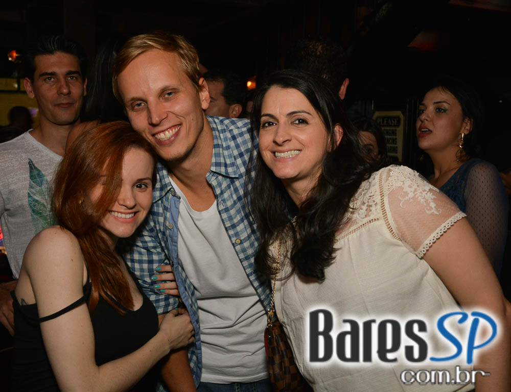 The Sailor comemorou o aniversário de 4 anos com show da Banda Cowbell e convidados The Sailor comemorou o aniversário de 4 anos com show da Banda Cowbell e convidados