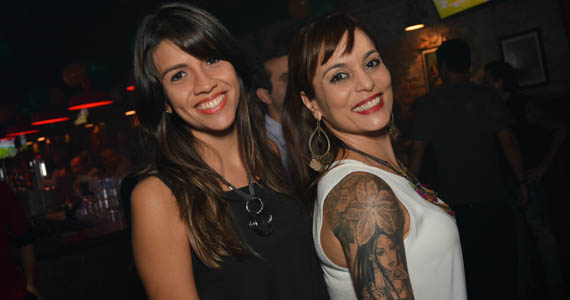 St Georges Pub comemorou o aniversário de 2 anos da casa com show da Banda Viva Noite