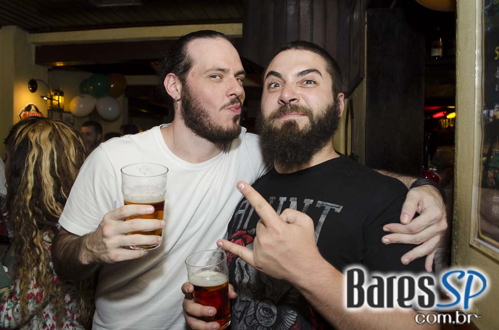 O' Malley's comemorou aniversário com show de Go Ahead e promoções O' Malley's comemorou aniversário com show de Go Ahead e promoções