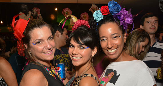 Bateria da Mangueira fez show Pré-Carnaval em SP